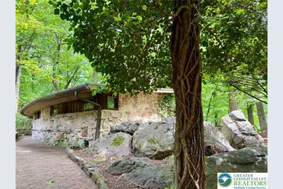 2700 Lanze Lane, Allentown City, PA 18103 - Photo 1