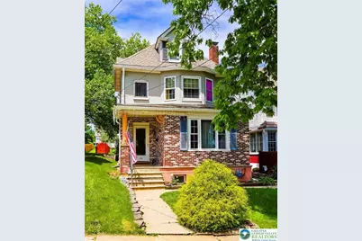 544 Pine Street, Catasauqua, PA 18032 - Photo 1