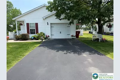 542 Biltmore Avenue, Forks Twp, PA 18040 - Photo 1