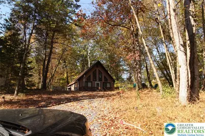 1121 Kingbird Trail, Middle Smithfield, PA 18302 - Photo 1