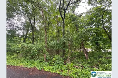 140 Mountain Road, Allentown City, PA 18103 - Photo 1