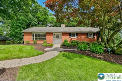 156 Forest Drive, Nazareth Boro, PA 18064 - Photo 1