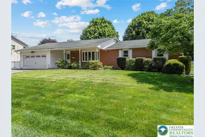 2704 Plymouth Drive, Palmer Twp, PA 18045 - Photo 1