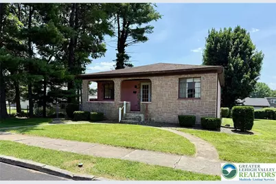 1818 W Jane Street, South Whitehall Twp, PA 18104 - Photo 1