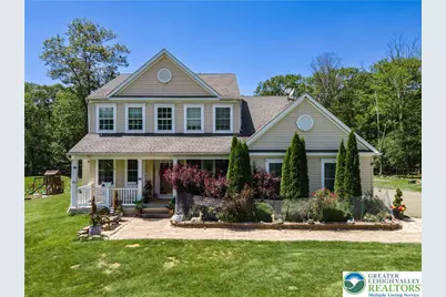 6 Westridge Court, Middle Smithfield, PA 18302 - Photo 1