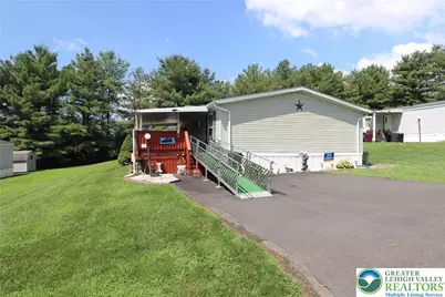 26 Blue Mountain View, Lower Towamensing Tp, PA 18058 - Photo 1