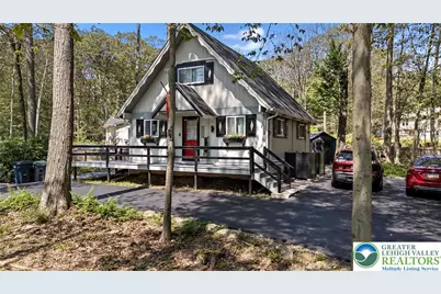 1104 Crescent Circle, Coolbaugh Twp, PA 18466 - Photo 1