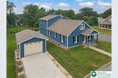 203 E Center Street, Wind Gap Boro, PA 18091 - Photo 1