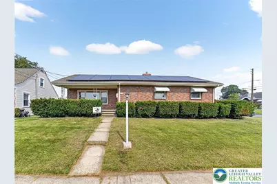 1852 Lincoln Street, Bethlehem, PA 18017 - Photo 1