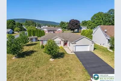 120 E 1st Street, Wind Gap Boro, PA 18091 - Photo 1