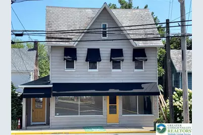 6 E Main Street, Pen Argyl Boro, PA 18072 - Photo 1