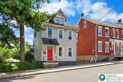 531 Carlton Avenue, Bethlehem City, PA 18015 - Photo 1