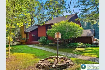 199 Shadow Ridge Drive, Chestnuthill Twp, PA 18322 - Photo 1