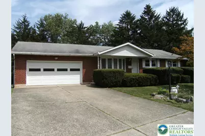 1490 Clifton Avenue, Bethlehem City, PA 18018 - Photo 1