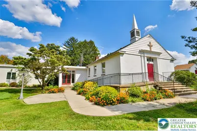 331 Constitution Avenue, Hellertown Boro, PA 18055 - Photo 1