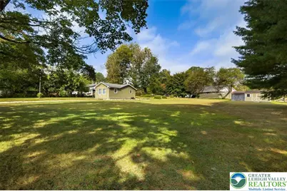 406 Jones Street, Portland Boro, PA 18343 - Photo 1