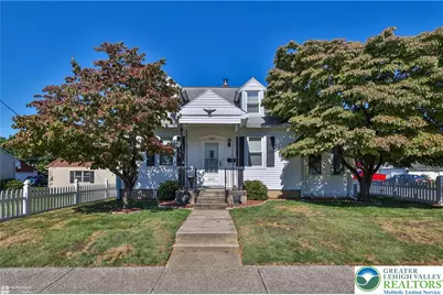 1048 Detweiler Avenue, Hellertown, PA 18055 - Photo 1