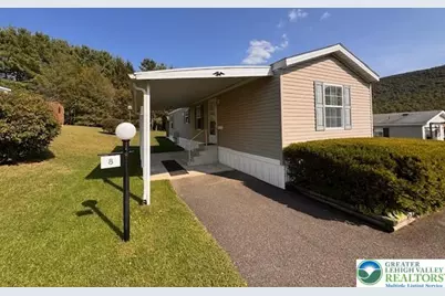 8 Matthew Lane, Lower Towamensing Tp, PA 18058 - Photo 1