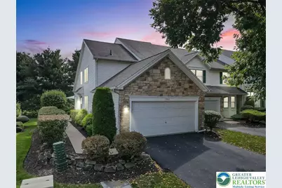 3002 Hope Ridge Drive, Bethlehem Township, PA 18045 - Photo 1