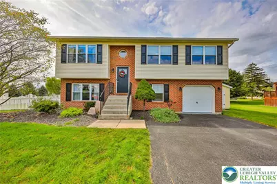 308 Jubilee Drive, Stockertown Boro, PA 18040 - Photo 1