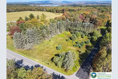 5 Piute Trail, Penn Forrest, PA 18210 - Photo 1