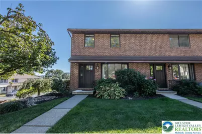 7 W Washington Avenue, Bethlehem City, PA 18018 - Photo 1