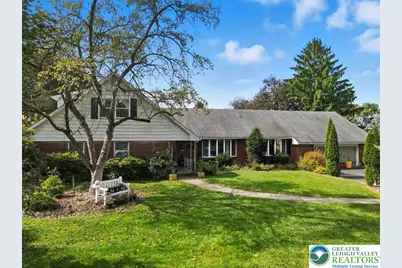 510 Acorn Drive, Easton, PA 18040 - Photo 1