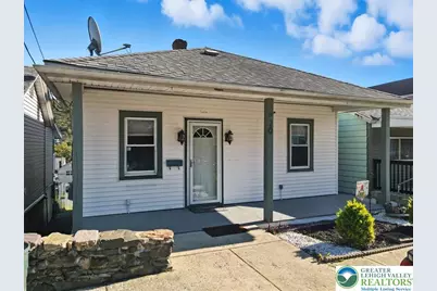 20 W Garibaldi Avenue, Nesquehoning Boro, PA 18240 - Photo 1
