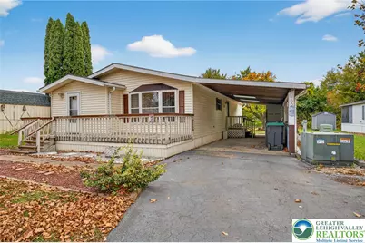 190 Greenbriar Drive S, East Allen Township, PA 18014 - Photo 1