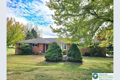 30 Stage Coach Drive, Williams Township, PA 18042 - Photo 1