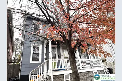 828 Center Street, Bethlehem City, PA 18018 - Photo 1