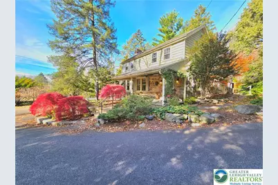 105 Pine Top Trail, Bethlehem, PA 18017 - Photo 1