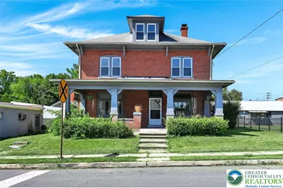 32 N Main Street, Topton Boro, PA 19562 - Photo 1