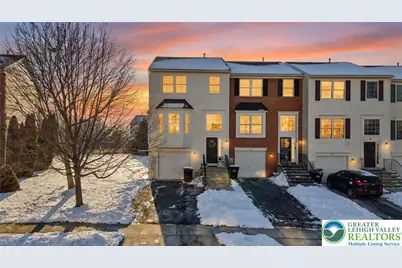 347 S Oak Street, Freemansburg, PA 18017 - Photo 1