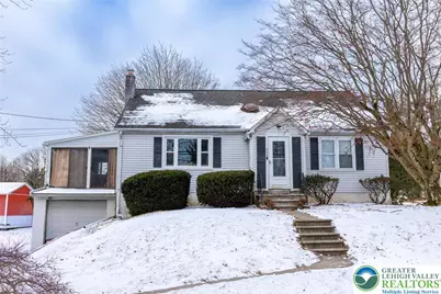 664 Locke Heights Road, Roseto, PA 18013 - Photo 1