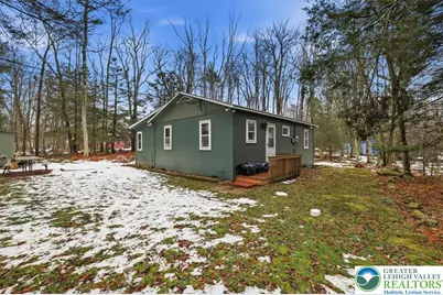 47 Red Wing Path, Lehigh Twp, PA 18424 - Photo 1