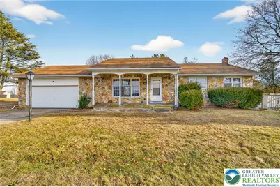 576 Horseshoe Drive, Plainfield Township, PA 18040 - Photo 1