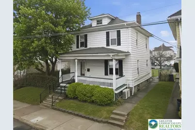 424 S 21st Street, Wilson Boro, PA 18042 - Photo 1