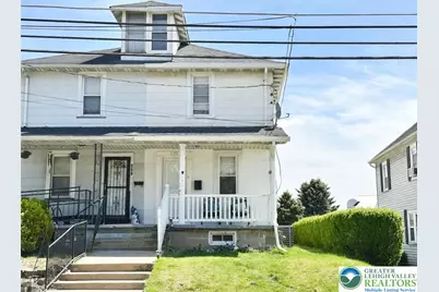 123 Spring Street, Nazareth Boro, PA 18064 - Photo 1