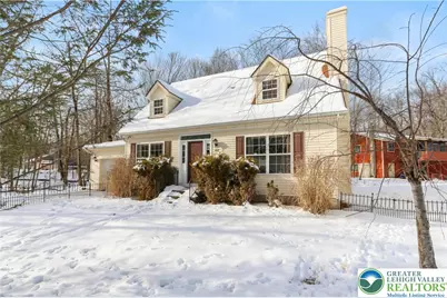 462 Country Place Drive, Coolbaugh Twp, PA 18466 - Photo 1