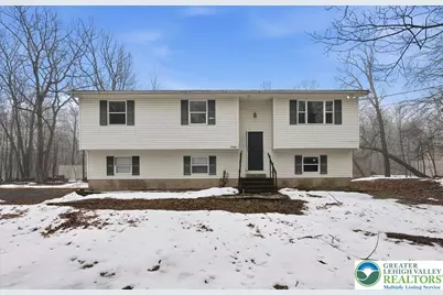 2320 Elmhurst Road, Middle Smithfield, PA 18302 - Photo 1