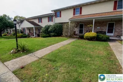 228 Utica Avenue, Wind Gap Boro, PA 18091 - Photo 1