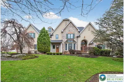 45 Crest Boulevard, Palmer Twp, PA 18045 - Photo 1