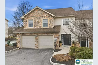 18 Holly Court, Forks Twp, PA 18040 - Photo 1