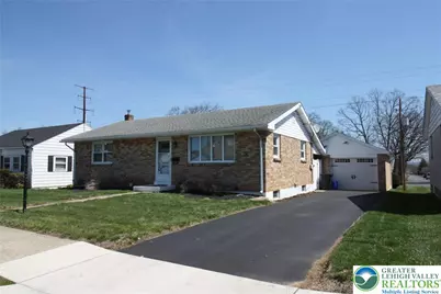2116 Livingston Street, Bethlehem City, PA 18017 - Photo 1