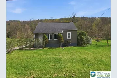 817 Oak Grove Drive, Mahoning Twp, PA 18235 - Photo 1