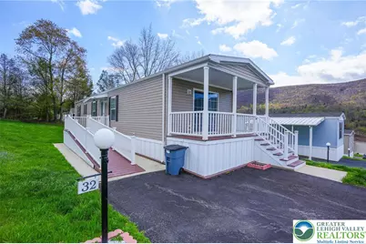 32 Hillside Place, Kunkletown, PA 18058 - Photo 1