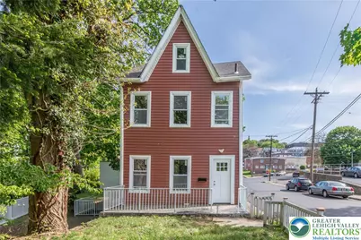 61 N Locust Street, Easton, PA 18042 - Photo 1