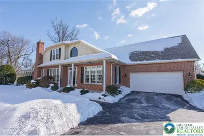 4749 Pinehurst Circle #9, Upper Saucon Township, PA 18034 - Photo 1