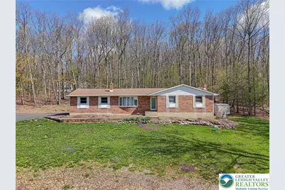 138 Darcy Drive, Chestnuthill Twp, PA 18353 - Photo 1